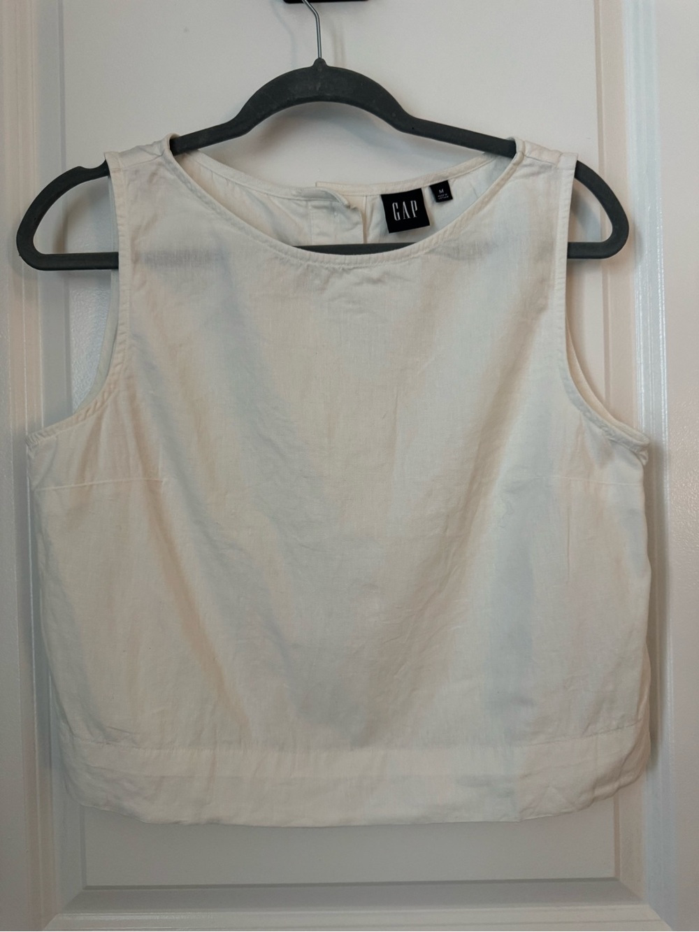 GAP Women's White Sleeveless Linen Tank